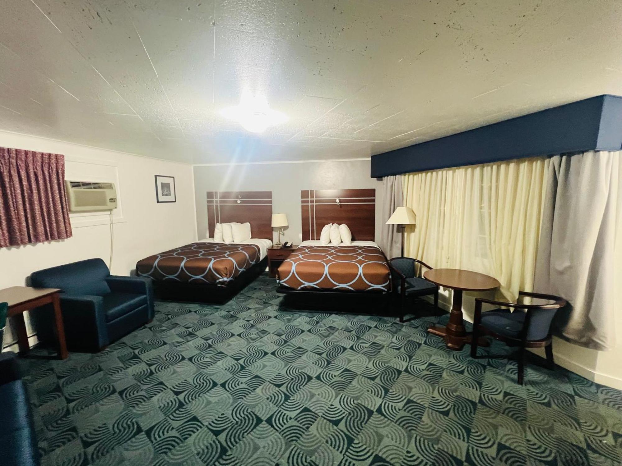 פיטספילד Berkshire Inn מראה חיצוני תמונה