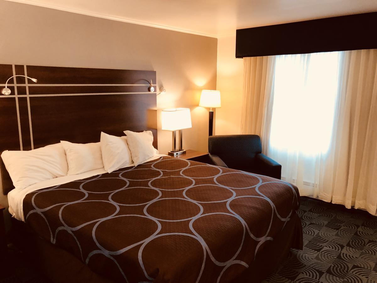 פיטספילד Berkshire Inn מראה חיצוני תמונה